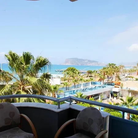Semt Luna Hotel
